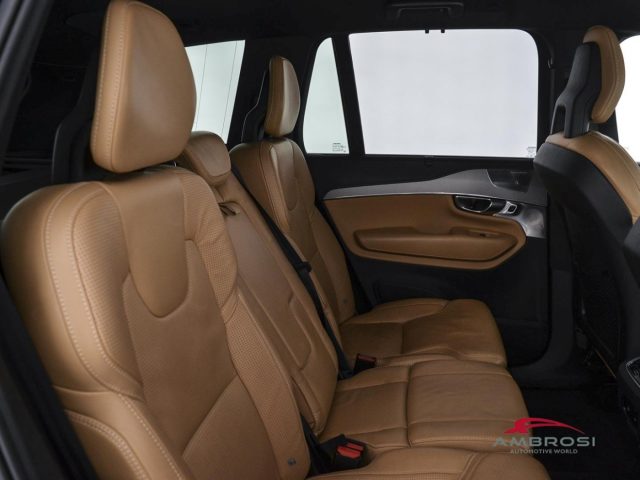 VOLVO XC90 usata 10