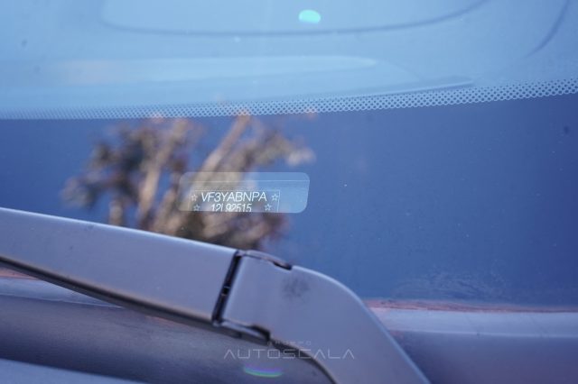 PEUGEOT Boxer usata, con Volante multifunzione