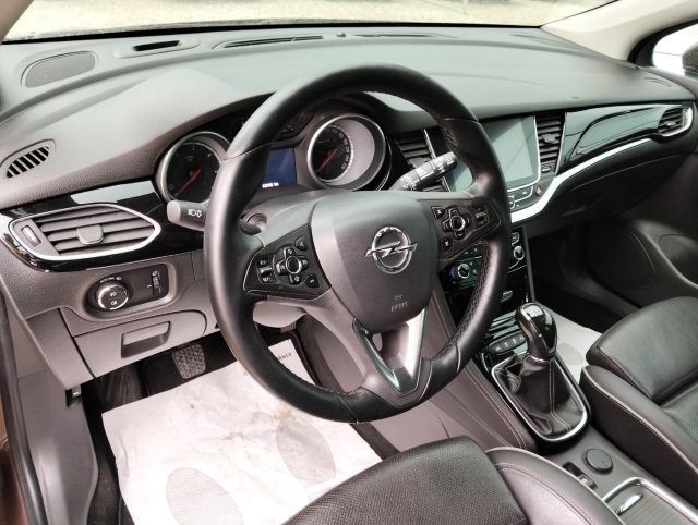 OPEL Astra usata, con Climatizzatore