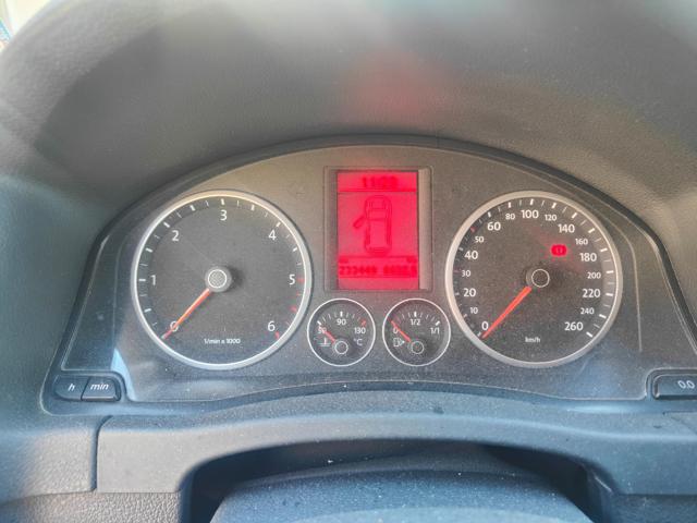 VOLKSWAGEN Tiguan usata, con Autoradio