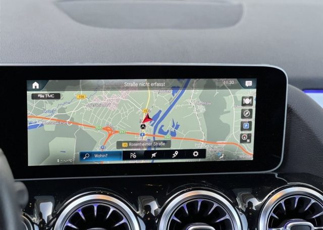 MERCEDES-BENZ GLA 220 usata, con Cruise Control