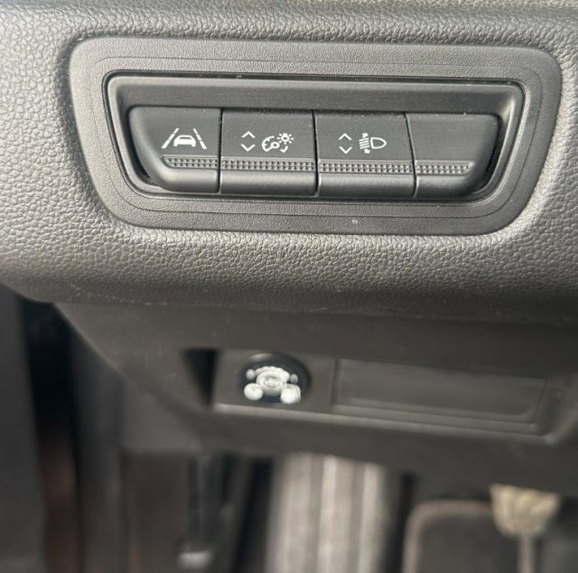 RENAULT Captur usata, con Boardcomputer