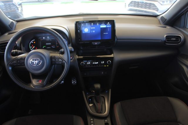 TOYOTA Yaris Cross usata, con ESP