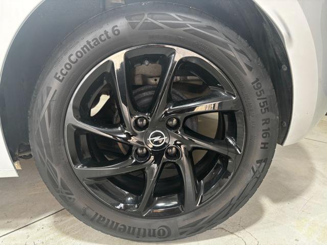 OPEL Corsa usata, con Autoradio