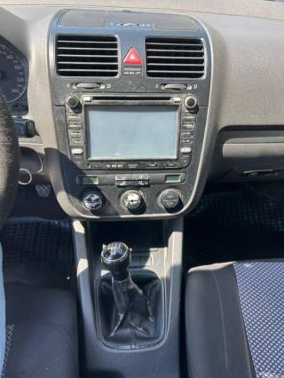 VOLKSWAGEN Golf usata, con Climatizzatore