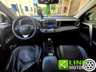 TOYOTA RAV 4 usata, con Cerchi in lega