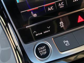 AUDI A8 usata, con Touch screen