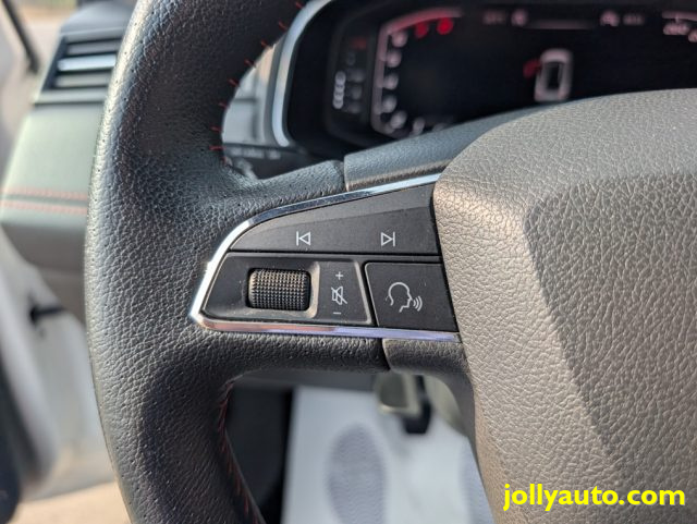 SEAT Arona usata, con Touch screen