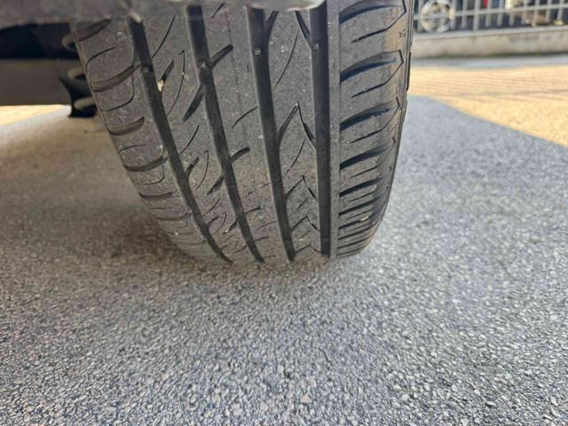 VOLKSWAGEN Golf usata, con Frenata d