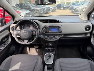 TOYOTA Yaris usata, con Bluetooth
