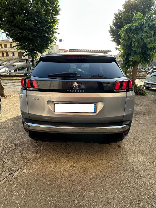 PEUGEOT 3008 usata, con Fendinebbia