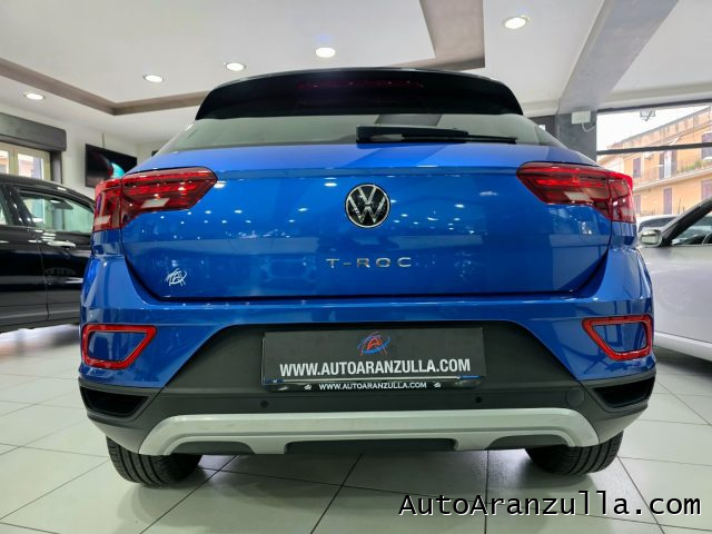 VOLKSWAGEN T-Roc usata, con Volante multifunzione