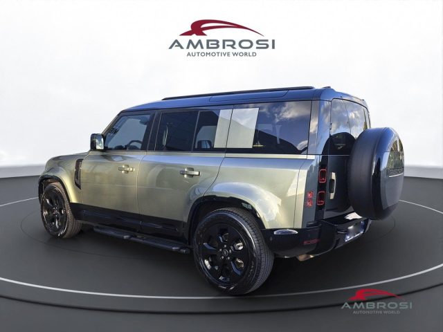 LAND ROVER Defender usata 3