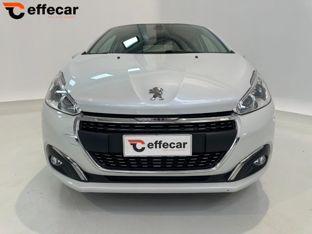 PEUGEOT 208 usata, con Airbag