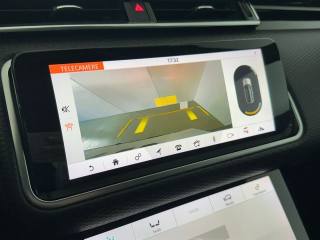 LAND ROVER Range Rover Velar usata, con Interni in pelle