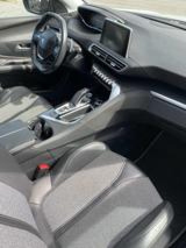 PEUGEOT 3008 usata, con Controllo automatico clima
