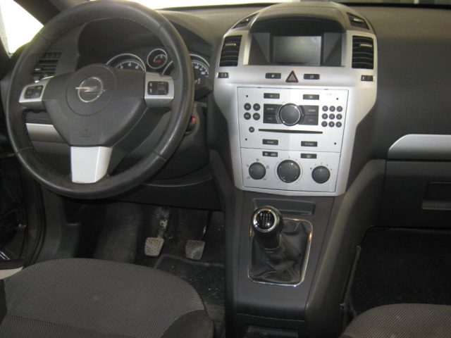 OPEL Zafira usata, con Chiusura centralizzata