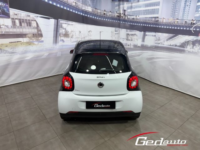 SMART ForFour usata, con Autoradio