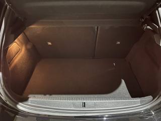 OPEL Corsa usata, con Sedile posteriore sdoppiato