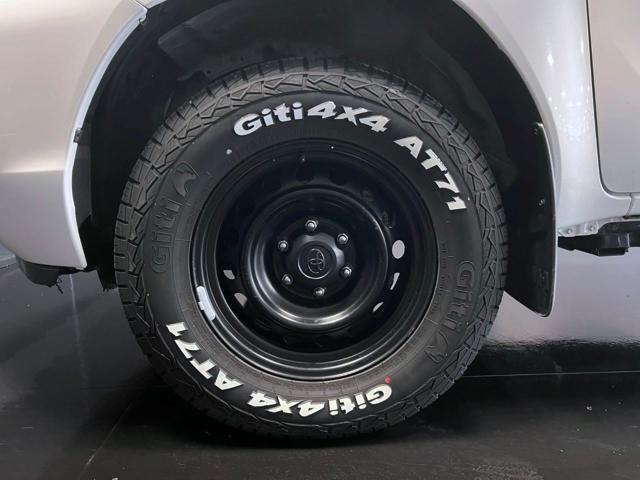 TOYOTA Hilux usata, con ESP