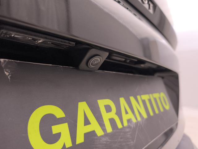 PEUGEOT 3008 usata, con Autoradio digitale