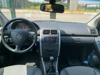 MERCEDES-BENZ A 150 usata, con Sedili riscaldati