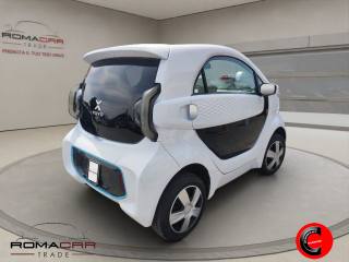 XEV Yoyo usata, con Specchietti laterali elettrici