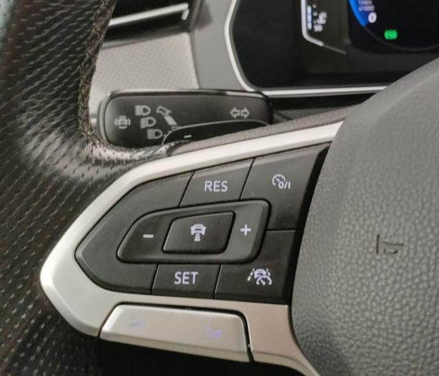 VOLKSWAGEN Passat Alltrack usata, con Park Distance Control