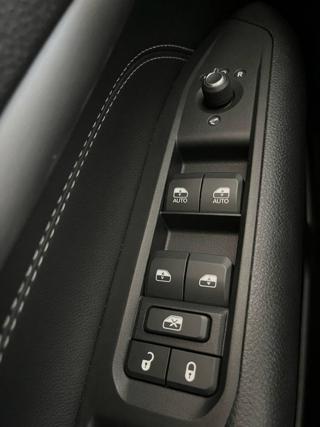 JEEP Compass usata, con Controllo vocale
