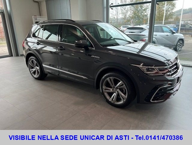 VOLKSWAGEN Tiguan usata, con Airbag laterali