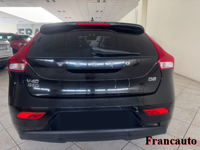 VOLVO V40 usata, con Airbag laterali