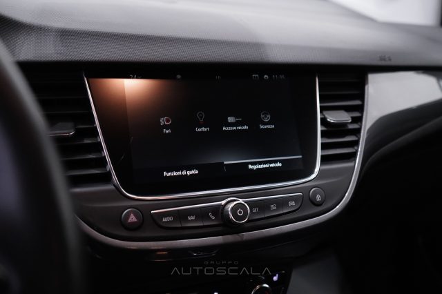 OPEL Crossland usata, con USB