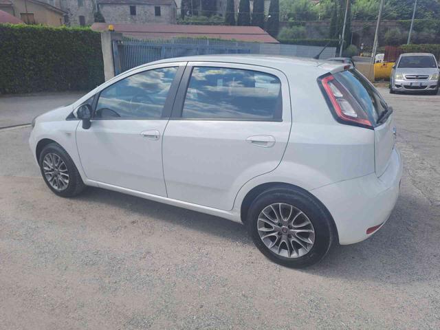 FIAT Punto usata, con Autoradio