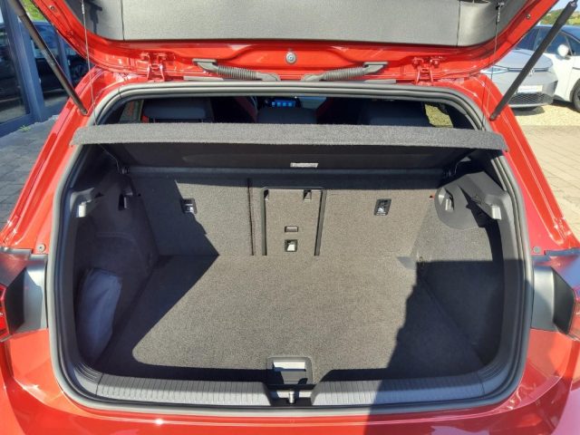 VOLKSWAGEN Golf usata, con Controllo trazione