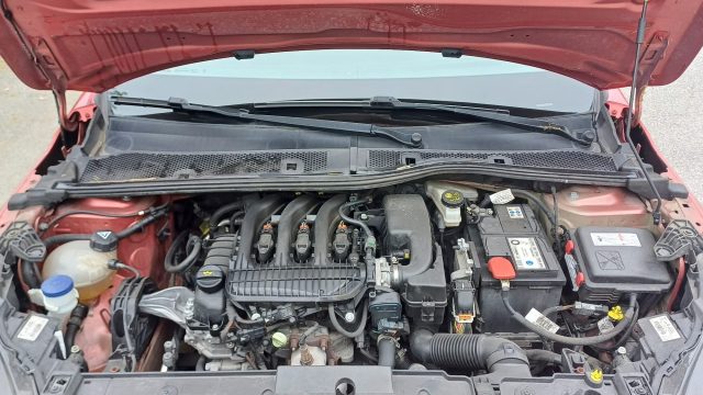 PEUGEOT 208 usata, con Specchietti laterali elettrici
