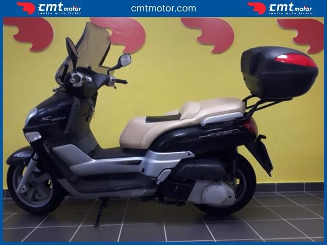 YAMAHA XC 300 Versity usata 2