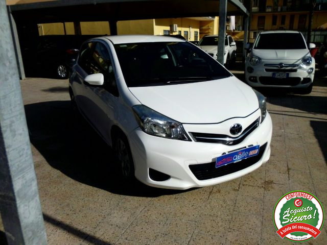 TOYOTA Yaris usata, con ABS