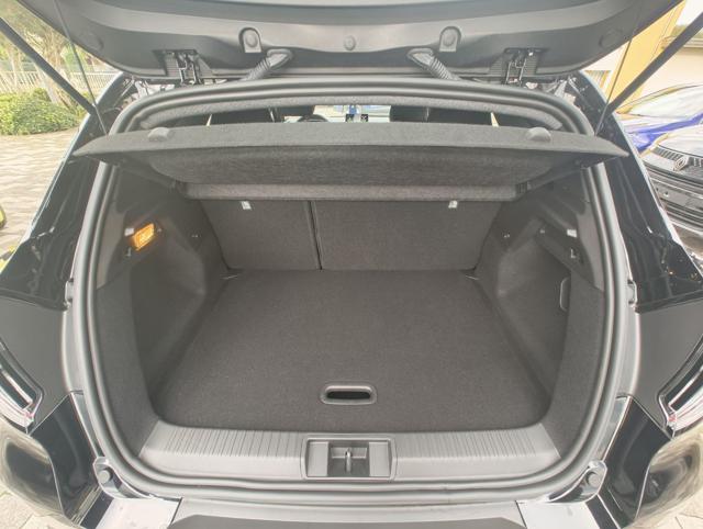 RENAULT Captur usata, con Volante in pelle