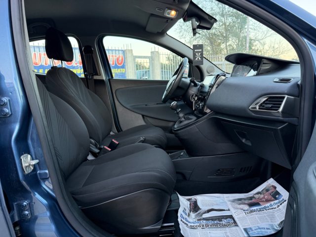 LANCIA Ypsilon usata 21