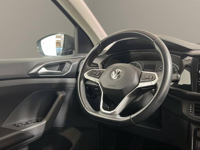 VOLKSWAGEN T-Cross usata, con USB