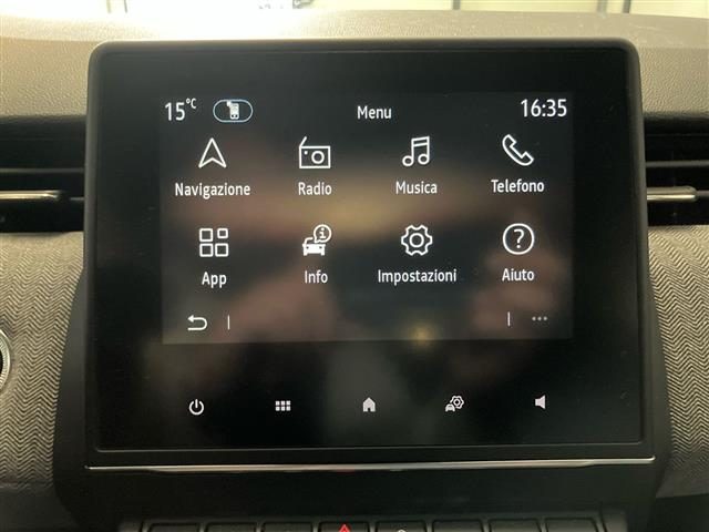 RENAULT Clio usata, con Fari LED