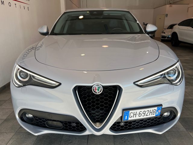ALFA ROMEO Stelvio usata, con Controllo automatico clima