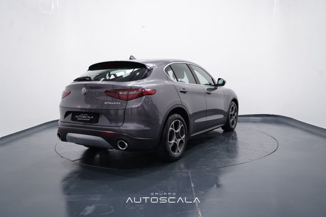 ALFA ROMEO Stelvio usata, con Autoradio