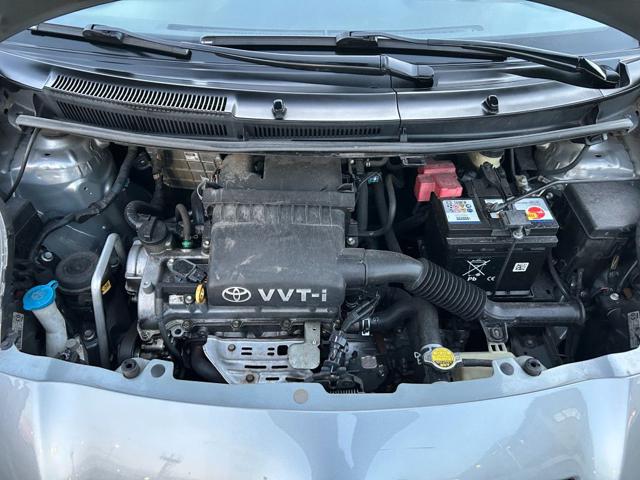 TOYOTA Yaris usata, con Servosterzo