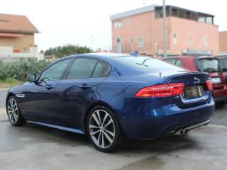 JAGUAR XE usata, con Autoradio