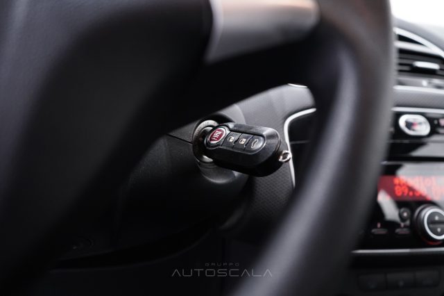 FIAT Punto usata 16