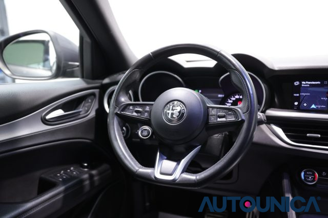 ALFA ROMEO Stelvio usata, con Sensore di luce