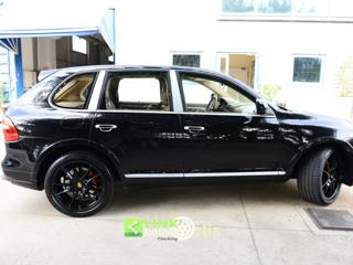PORSCHE Cayenne usata, con Autoradio