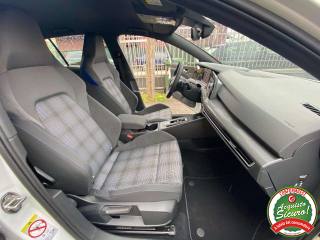 VOLKSWAGEN Golf usata, con Controllo trazione