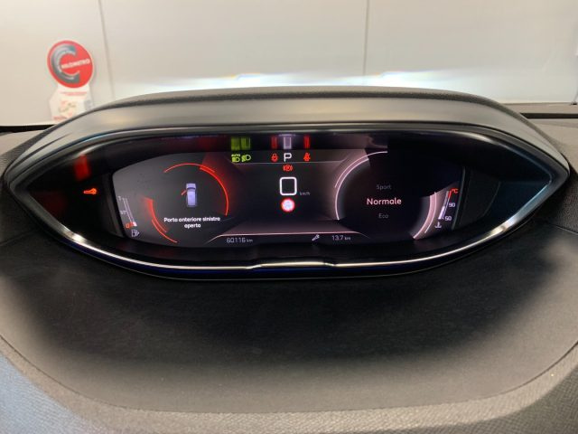 PEUGEOT 3008 usata, con Sedili sportivi
